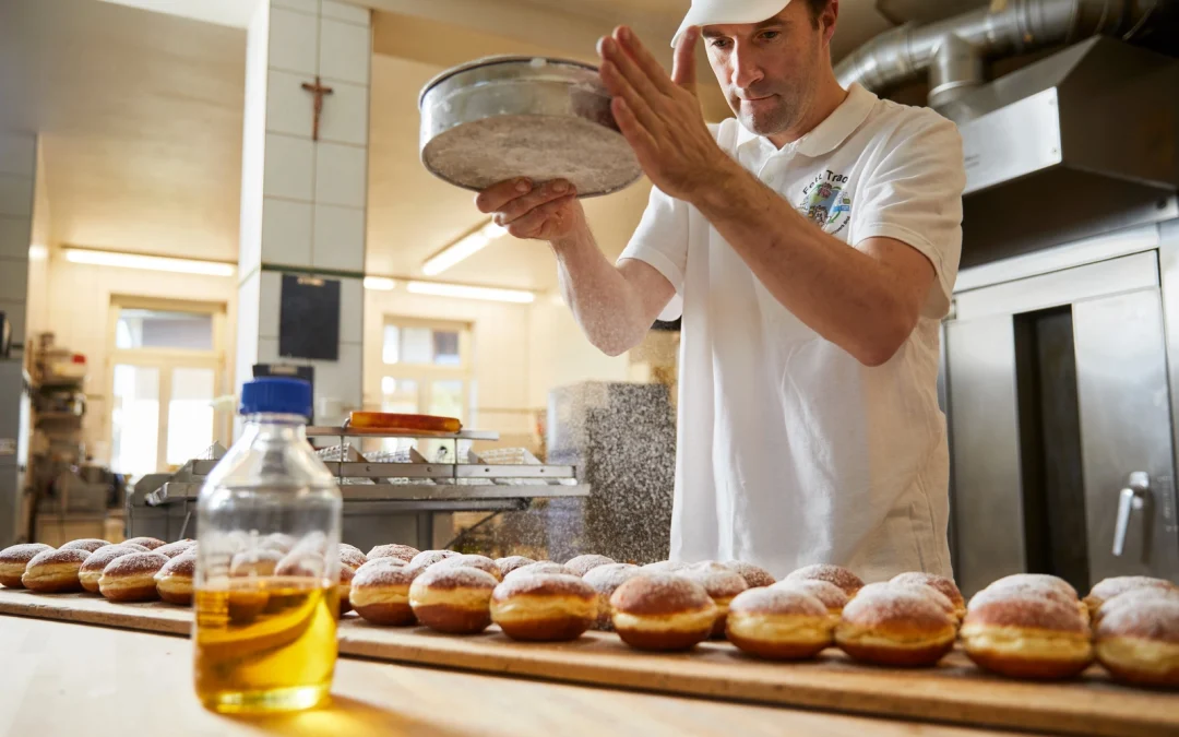 NATIONAL GEOGRAPHIC ARTICLE: “BREAD INSTEAD OF PALM”